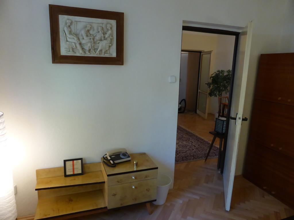 Retro Apartment Брезно Экстерьер фото